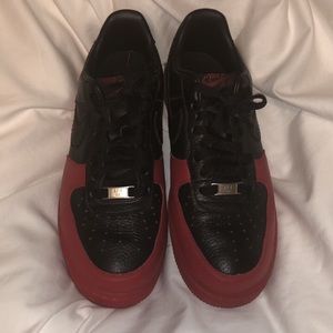 Black and red airforce 1s